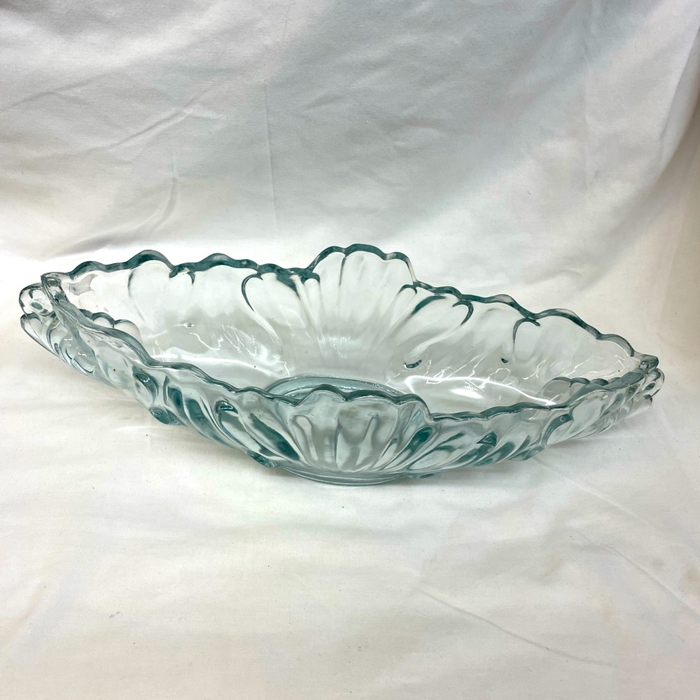 Vintage Scalloped banana boat fruit bowl Jeannette Glass Serving Dish 3/14/5